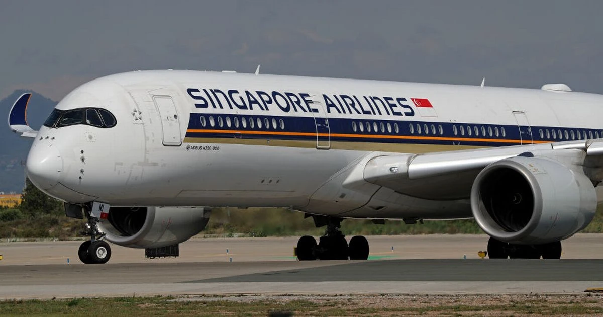 Inside world's longest nonstop flight clocking in at 18-hours and 9,500 miles