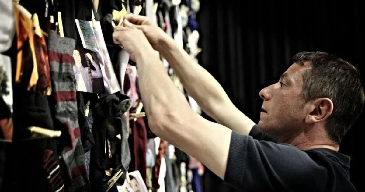 Bizarre 'sock perverts' who swindled thousands of socks from drinkers to feed fetish