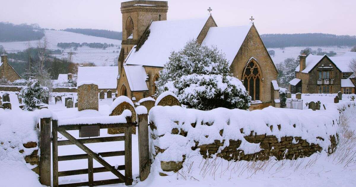 Met Office's White Christmas admission as mercury plummets to -6C amid Arctic chill