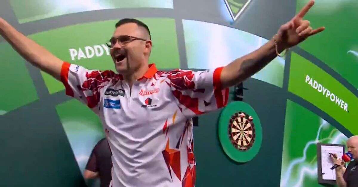 Damon Heta wins fan £60k with Ally Pally nine-darter but crashes out of World Championship