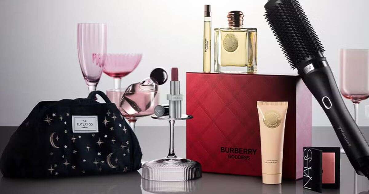 Last chance to buy LookFantastic gifts before Christmas including half price Estée Lauder