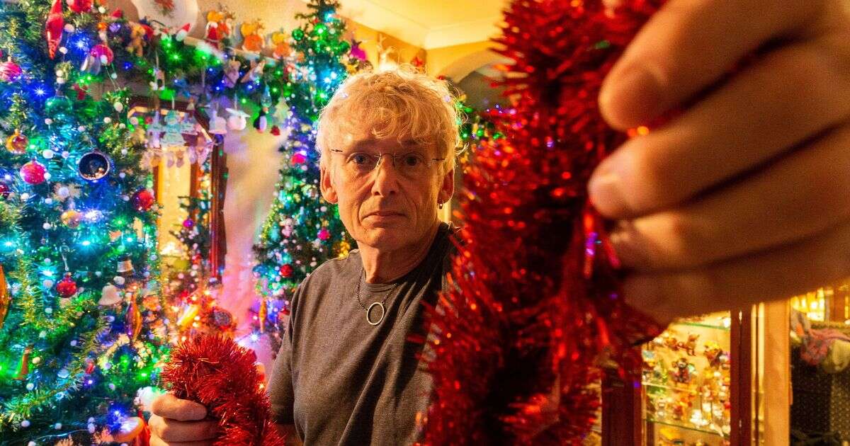 Britain's most festive man takes two weeks to cover home with 10,000 decorations