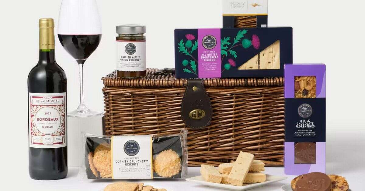 'Quality' M&S £55 gift hamper 'worth the money' arrives before Christmas