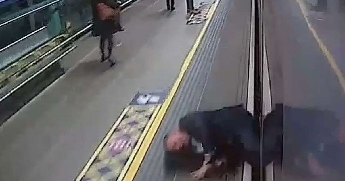 Heartstopping moment man dragged under train as Christmas travellers warned