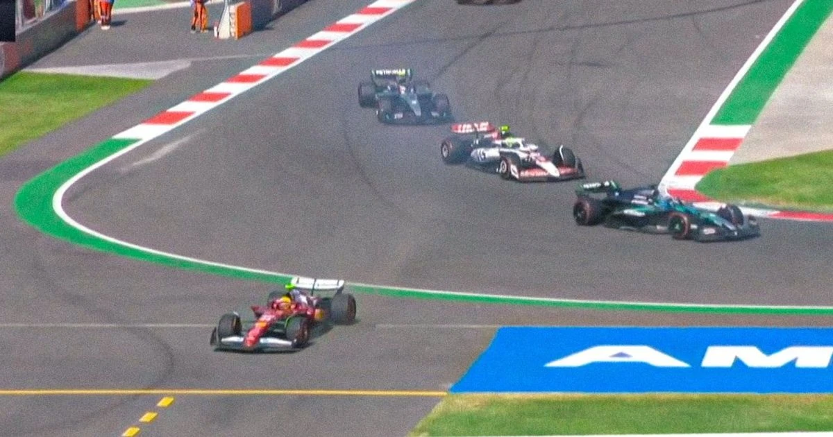 Lewis Hamilton gets Mexico GP penalty as Max Verstappen complains after fierce fight