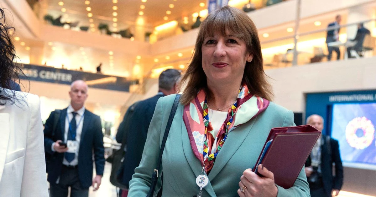 Rachel Reeves's husband emails to be published today amid rental house licence row