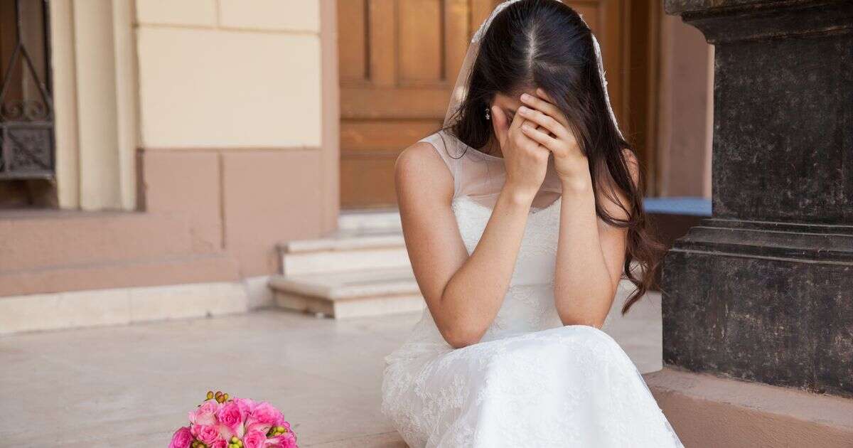 Bride devastated as 'petty' photographer deletes all her photos over misunderstanding