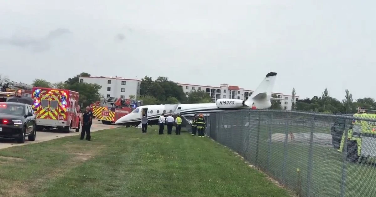 LiveChicago Executive Airport LIVE: All flights grounded as plane crashes into fence