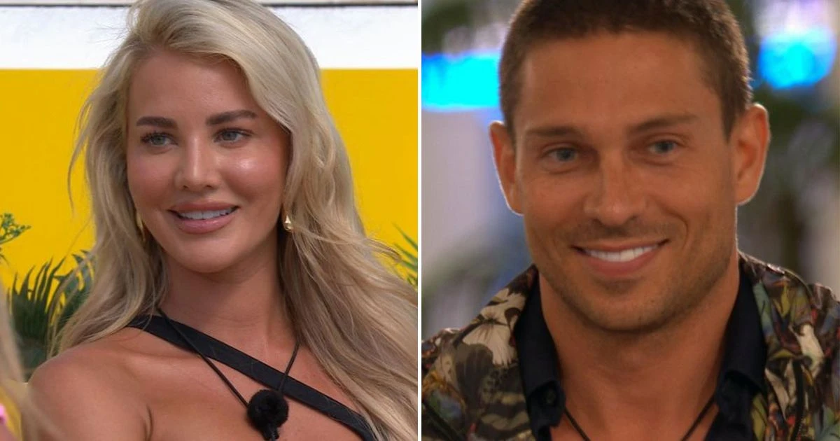 Love Island fans demand axe after Joey Essex shares steamy kiss with two bombshellsLove Island