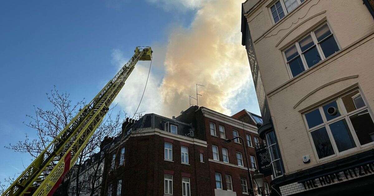 London fire: Six engines rush to huge blaze as smoke billows over skyline