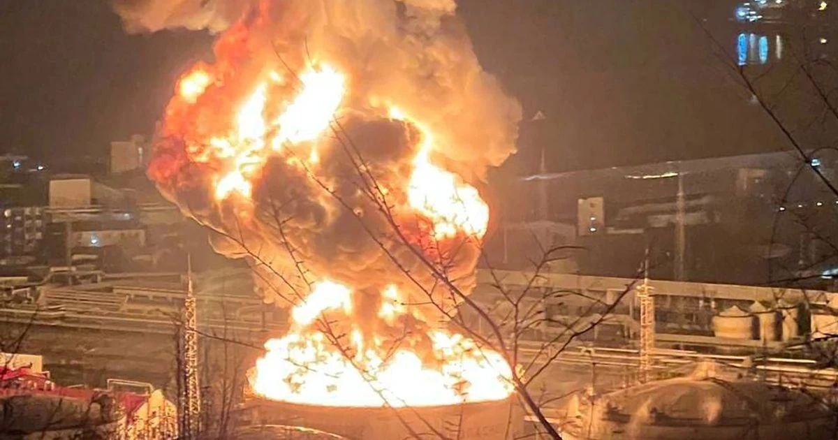 Moscow hit by drone strikes after Ukraine accuses Putin of trying to derail Trump peace bid