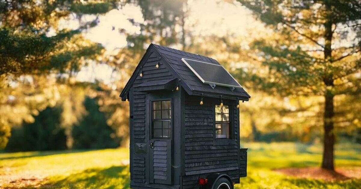 Man shows off world's smallest home that measures just 19 square feet and costs him tiny sumDream Homes