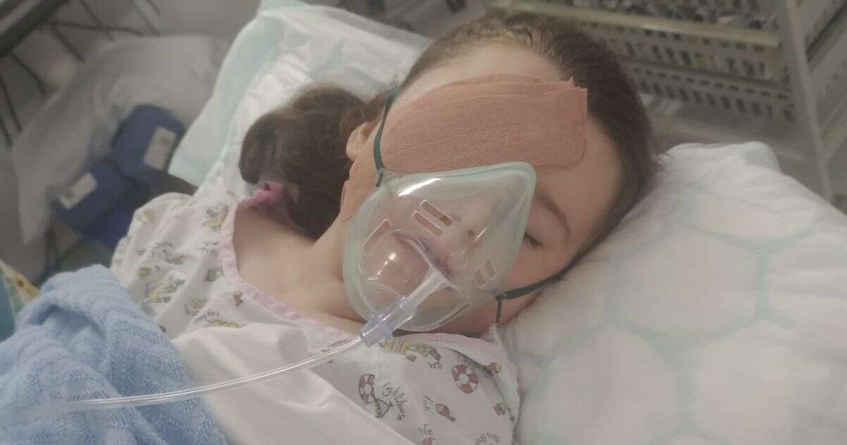 Schoolgirl, 7, loses eye after suspected vape battery explodes in bonfireVaping