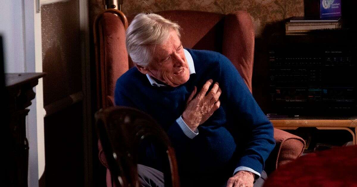 Coronation Street's Ken Barlow left fighting for life after collapsing in agony