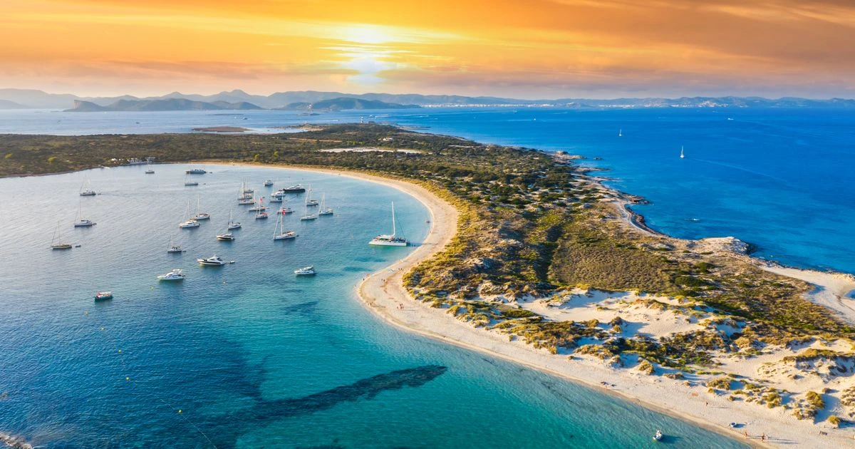 The 14 holiday hotspots tipped to be added to the green travel list tomorrow