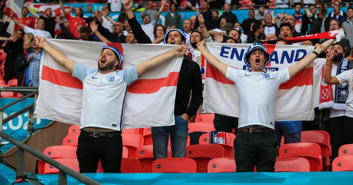 NHS chief warns quarantine-free VIPs at England match risks 'super-spreader event'