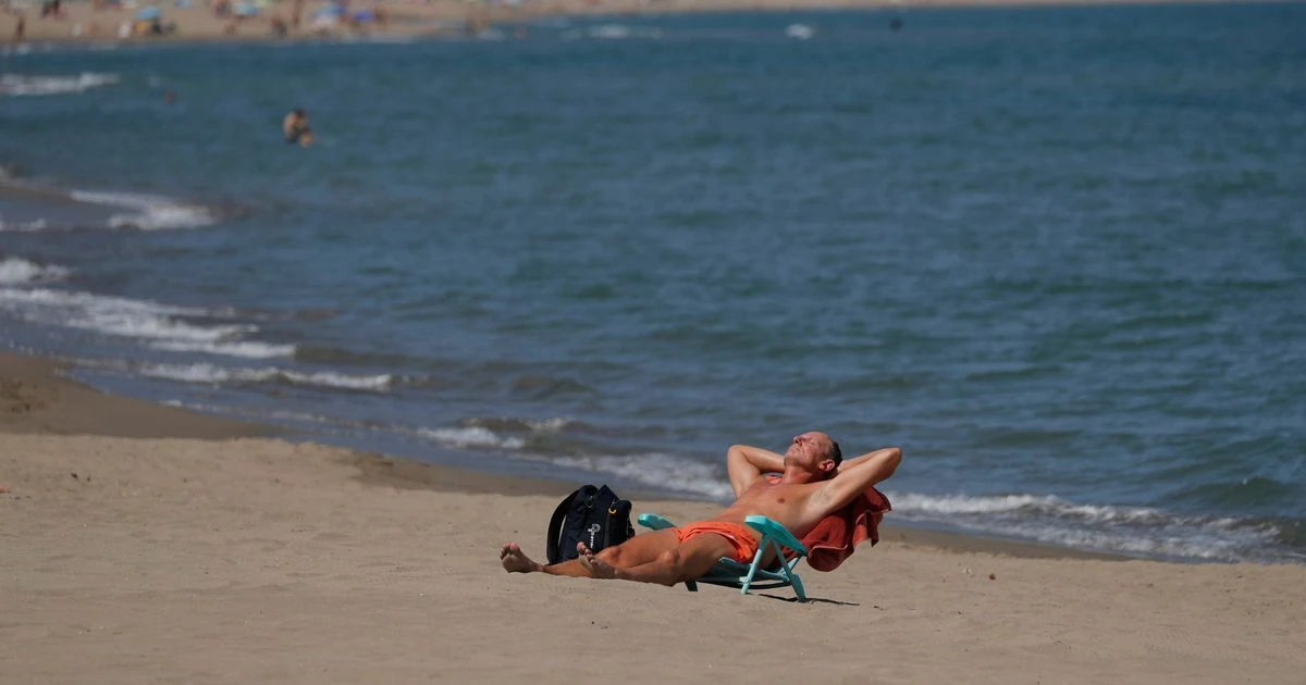 Foreign holidays 'now unlikely until August' after final lockdown easing delayed