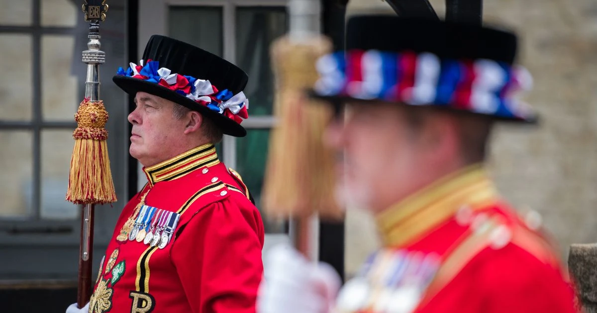 Fancy £30k a year and a Tower of London flat? The Beefeaters are hiring
