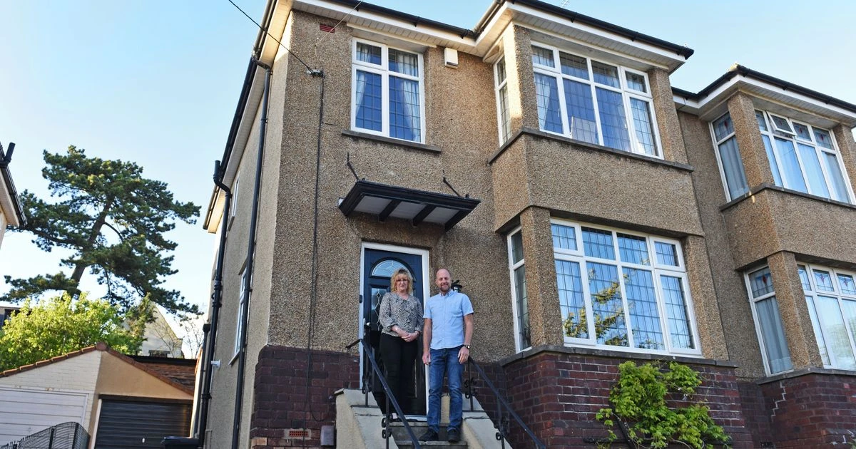 Incredible garden behind plain brown house that took dad 10 years to create