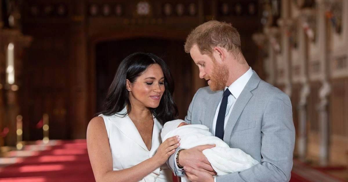 Meghan and Harry 'rejected Earl of Dumbarton title for Archie' for containing 'dumb'