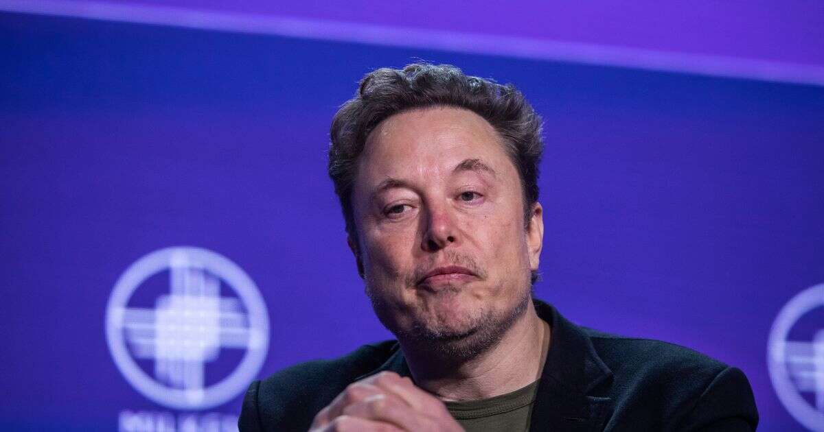 Elon Musk gives new timeline for humans on Mars - confirming when Starship 'will launch'