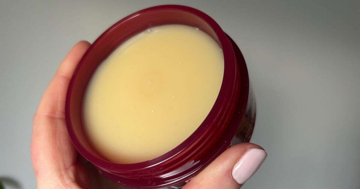 ‘This new Elemis Pro-Collagen Cleansing Balm is the best one yet and smells incredible’