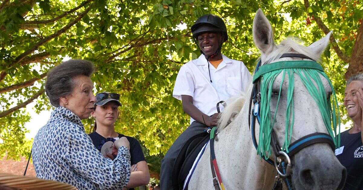 Princess Anne's hilariously blunt response to probing question by curious child