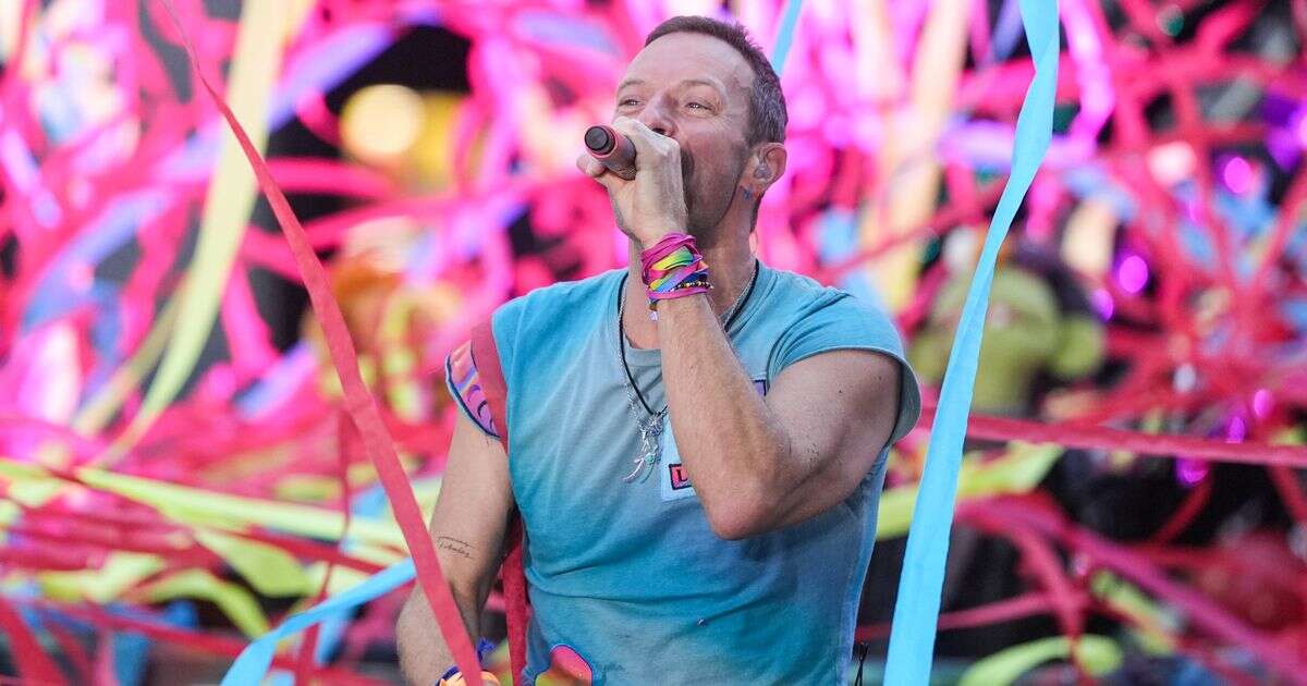 'Showering with Coldplay and Taylor Swift' could slash £100 off water bills