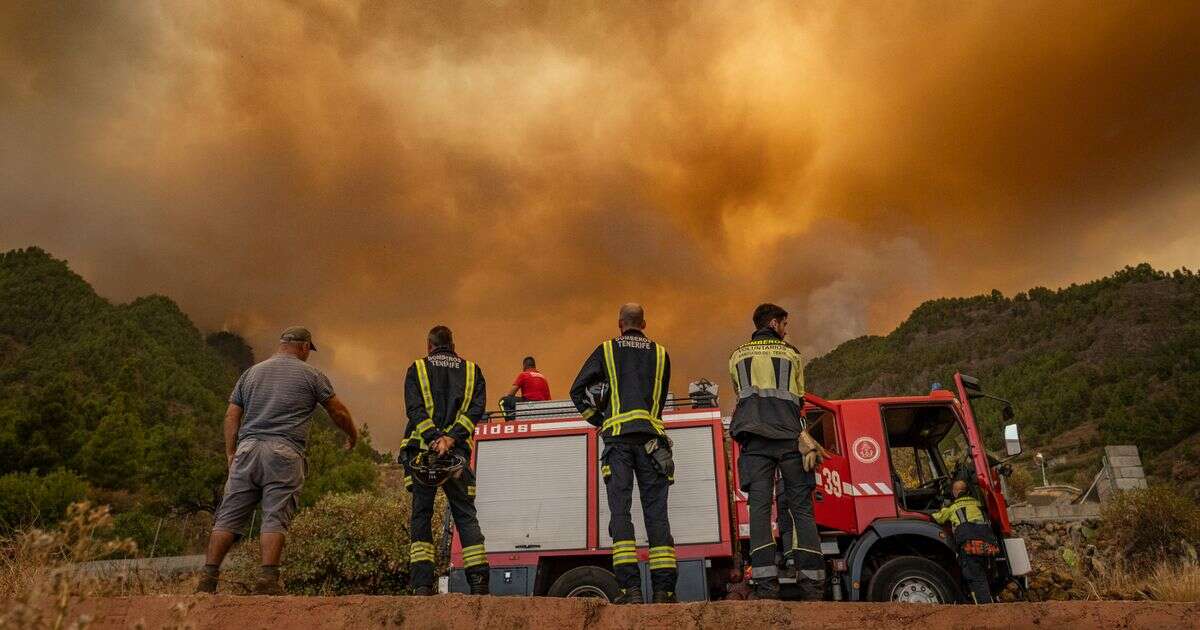 Urgent Spain holiday warning as Brit tourist hotspot faces 'deadly wildfires like LA'