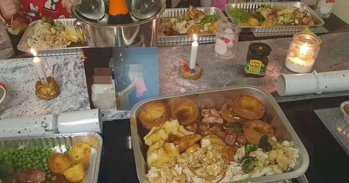 'Lazy' man slammed for serving family Christmas dinner in tin foil oven trays