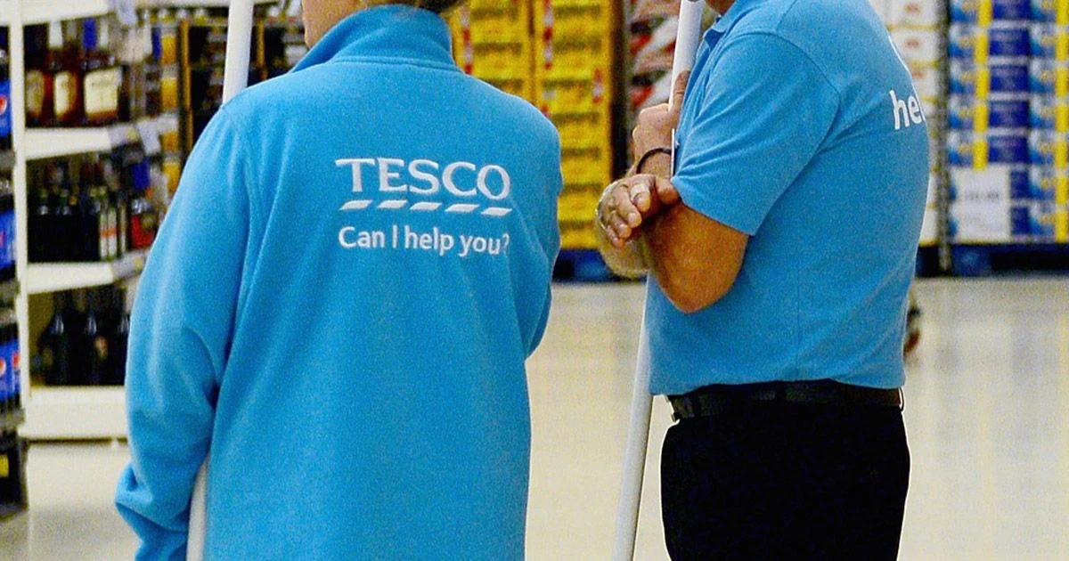 Tesco to give all shop floor and distribution staff a pay rise to £9.55 an hour