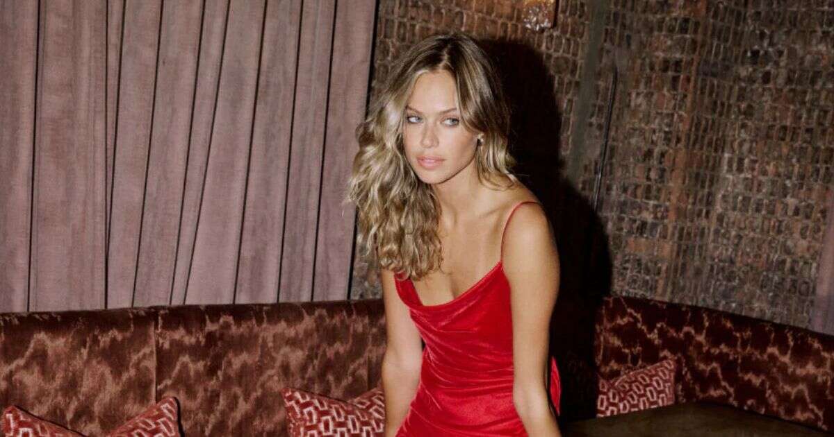 Nobody’s Child red velvet midi dress is perfect for Christmas parties and it currently has 20% off