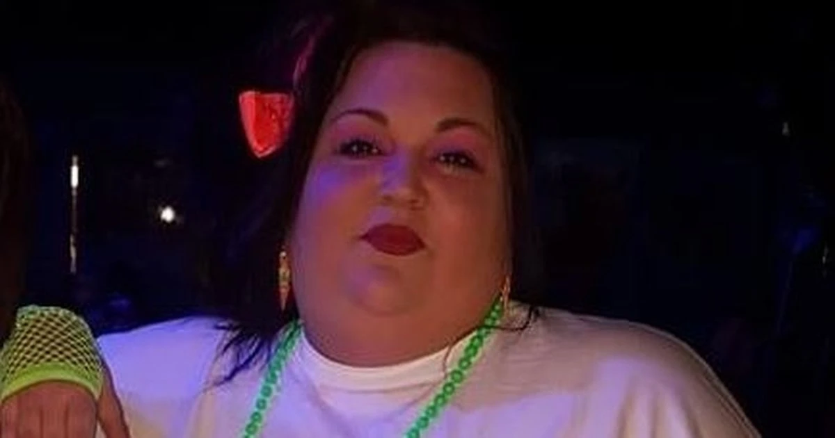 School teacher 'unrecognisable' after losing 18 stone over fear of dying on operating table