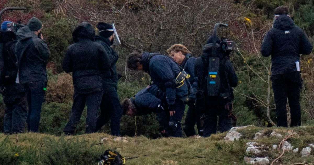 I'm A Celebrity's Jordan North vomits as stars abseil into camp in scariest entrance yet