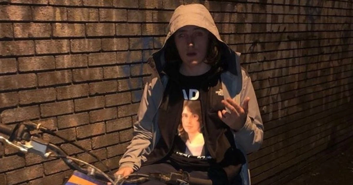 Teenager, 19, killed in 'cold-blooded shooting' in residential street pictured