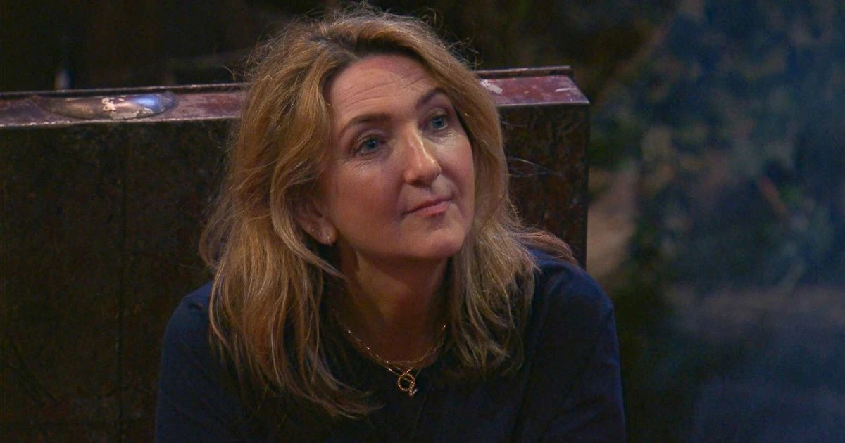 I'm A Celeb's Victoria admires Beverley's cleavage as she removes critters from bra