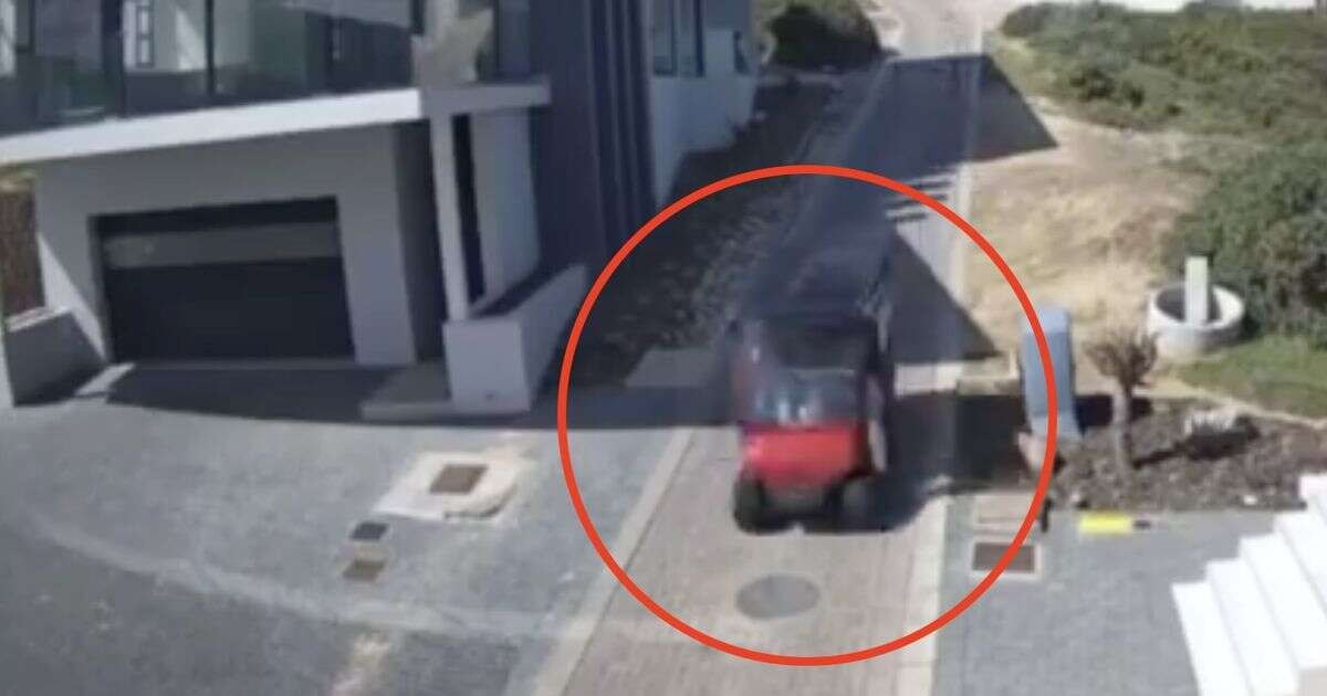 Terrifying moment golf buggy hurtles into crash with four aboard after brakes fail