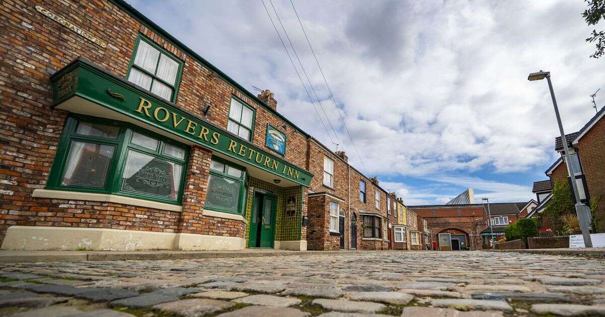 Coronation Street fans convinced icon has secretly left ITV soap after sad newsCoronation Street