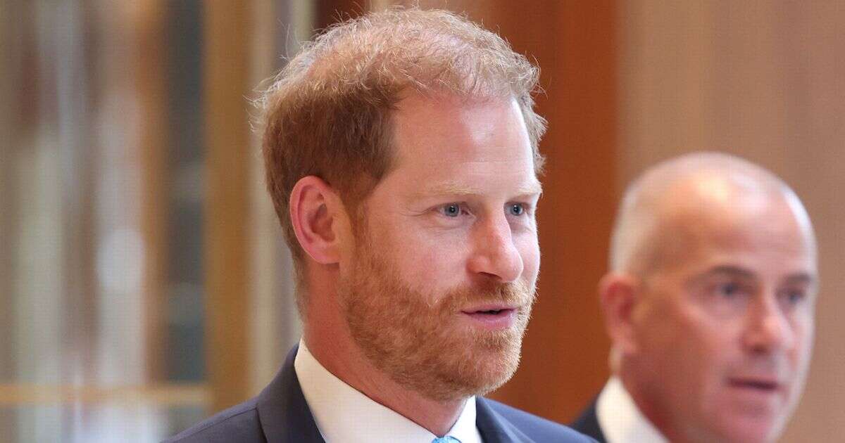 Prince Harry dashes King Charles reunion hopes - but he's not going home yetPrince Harry