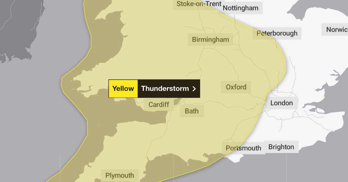 Met Office issues thunderstorm warning with hail and lightning feared - all 71 areas affected