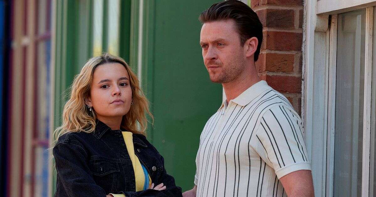 Coronation Street fans 'solve' dark Joel and Betsy twist as teen makes worrying confessionCoronation Street