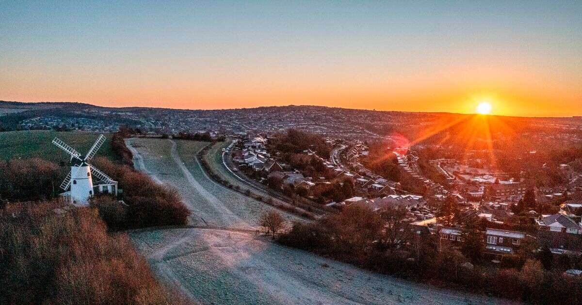 UK weather: Arctic air blast to spark frosty weekend as mercury drops to 3CWeather