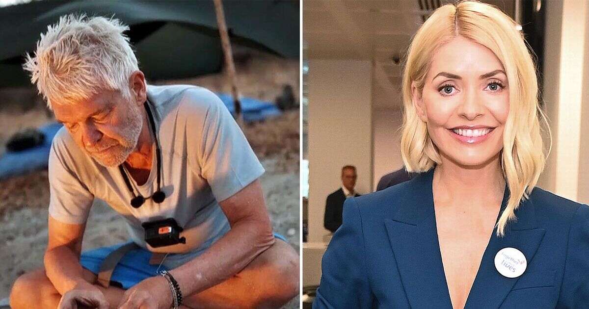 Holly Willoughby's response as Phillip Schofield burns 'enemies' names in fire on Cast Away showHolly Willoughby