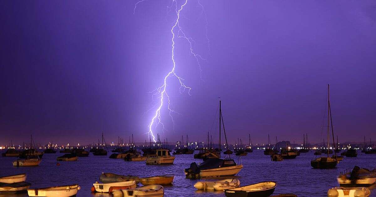 UK thunderstorm map shows exact spots to be swamped in huge weekend downpoursWeather