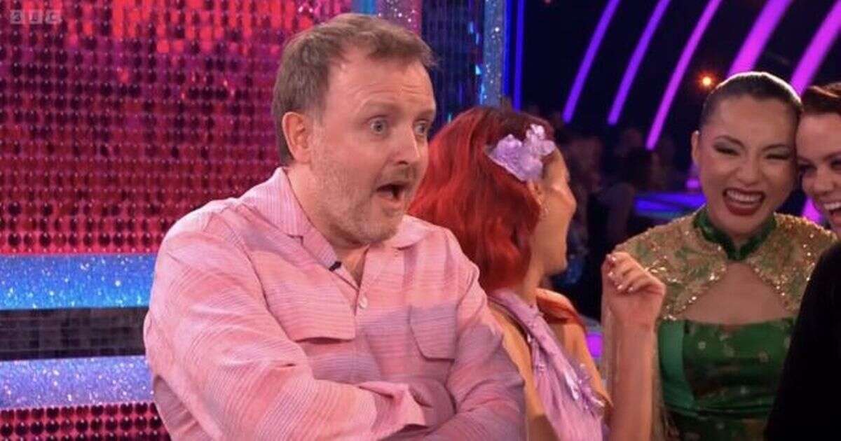 Strictly fans demand Chris McCausland 'given Glitterball trophy now' after epic one-linerStrictly Come Dancing