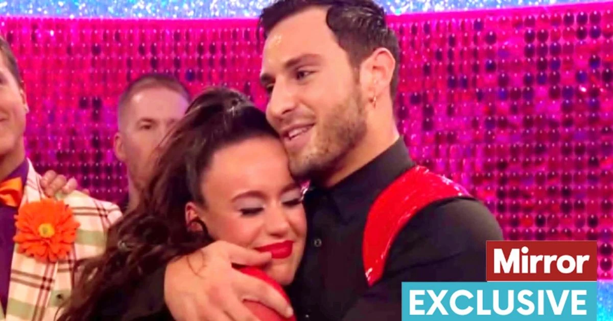 Truth behind Ellie Leach and Vito Copolla's 'longing looks' and kisses after 'powerful' BBC Strictly winCoronation Street