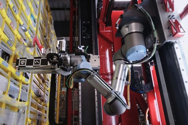 Humanoid robot delivery machines will soon be dropping off your Amazon orders