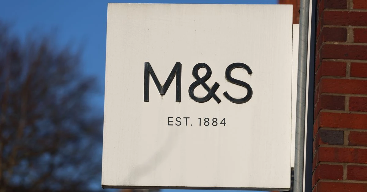 M&S shoppers say 'tropical' £10 summer perfume 'smells like' £105 Gucci spray