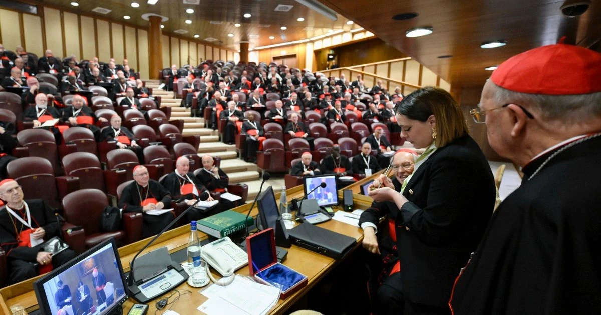 LiveConclave LIVE: Secret election for new Pope begins today - see how it will work