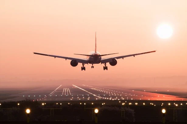 BREAKING Cockpit alert forces London flight to land after dramatic u-turn